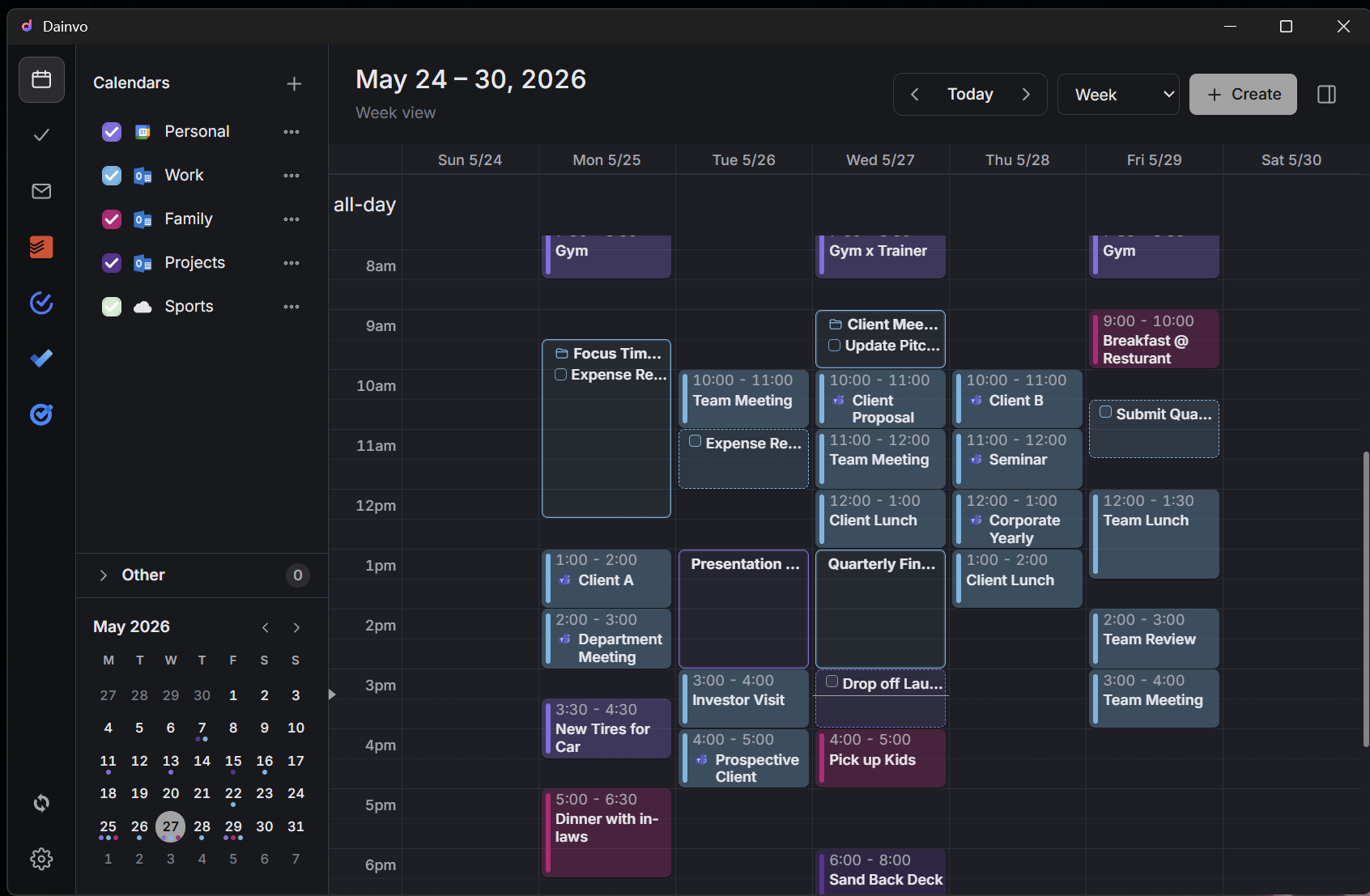 Dainvo calendar week view with work and family events
